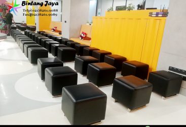 Jasa Sewa Kursi Puff Kotak Warna Hitam Jakarta untuk Berbagai Event
