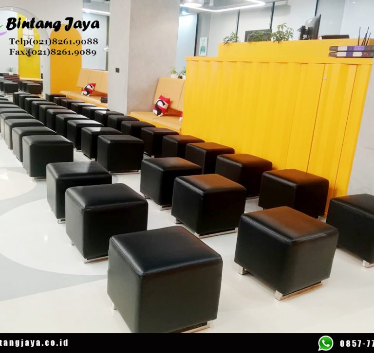 Jasa Sewa Kursi Puff Kotak Warna Hitam Jakarta untuk Berbagai Event