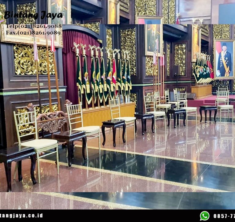 Sewa Kursi Tiffany VIP Gold Kayu Jati Bogor untuk Berbagai Acara