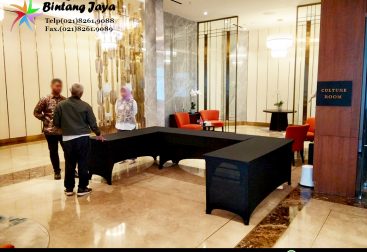 Sewa Barstool Putih dan IBM Table Event Istana Merdeka Jakarta