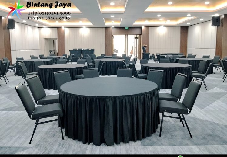 Sewa Meja Bundar Taplak Skirting Hitam Jakarta untuk Tampilan Event Lebih Clean