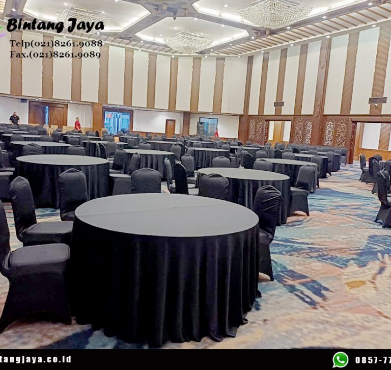 Sewa Meja Bulat Cover Hitam untuk Area Dining dan Lounge Event