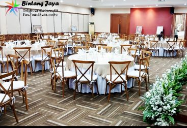 Sewa Kursi Crossback untuk Event Eksklusif dan Premium