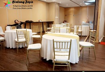 Jasa Sewa round table dan kursi Tiffany gold area Cikarang