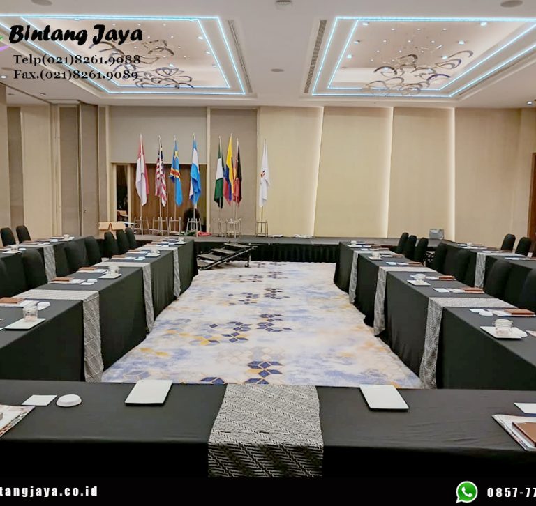 Rental Meja Kotak IBM Runner Cover Hitam Batik, Kursi Event Bogor untuk Acara yang Elegan dan Profesional