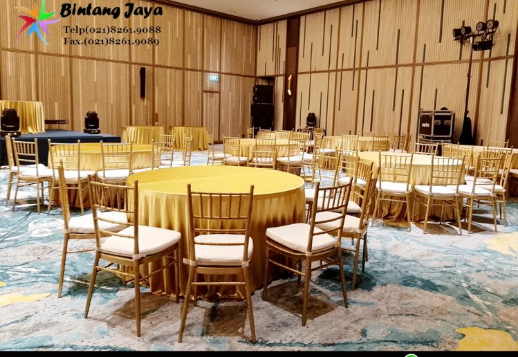 Sewa Kursi Tiffany Gold untuk Area VIP, Dining, Gathering, dan Corporate Event Premium