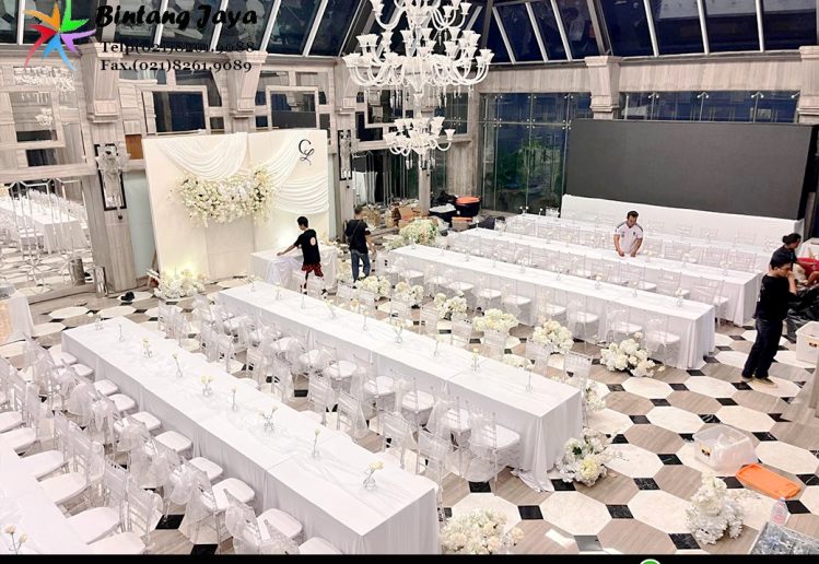 Sewa Kursi Tiffany Acrylic dan Meja Kotak Jakarta untuk Event Elegan dan Profesional