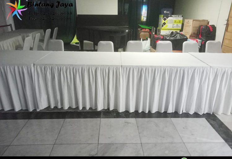 Sewa Kursi Futura, Meja Kotak, Bantal Lesehan Jakarta untuk Acara yang Nyaman dan Profesional
