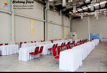 Sewa Kursi Futura Polos, Meja Kotak, Qline Jakpus untuk Event yang Tertata dan Profesional