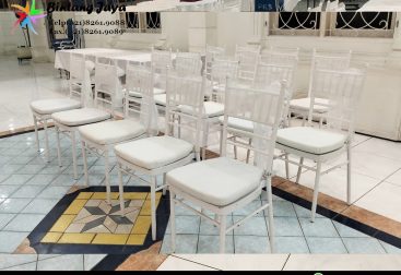 Rental White Tiffany Chairs Jakarta untuk Event Elegan, Dining, dan Corporate Gathering