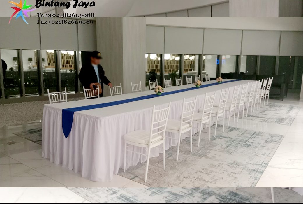 Sewa Meja Kotak, Kursi Tiffany Putih Event Plaza Jamsostek Jaksel
