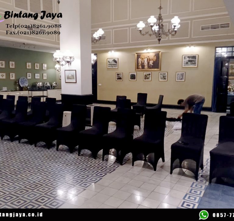 Rental Kursi Futura Sarung Hitam Jakarta untuk Event yang Elegan dan Profesional