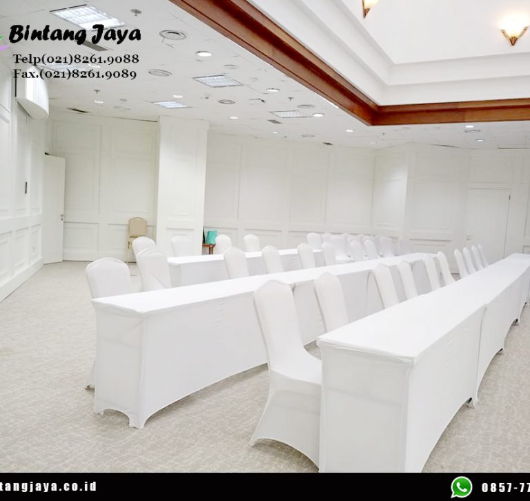 Sewa Kursi Futura, Meja IBM Cover Putih Event Wisma Danantara Jakarta
