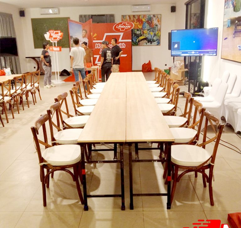 Rental Sewa Meja IBM Polos, Kursi Silang Jakarta untuk Event Profesional