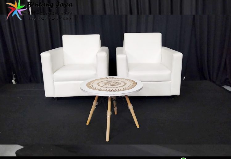 Sewa Meja Dirmy dan Sofa Single Putih Type Kotak Jakarta untuk Event Elegan