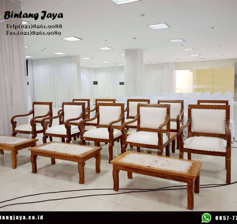 Sewa Kursi Kayu VIP Jakarta Membuat Area Event Terlihat Lebih Berkelas