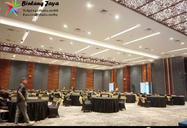 Rental Round Table, Cover Kursi Hitam Ketat Jakarta untuk Event Elegan