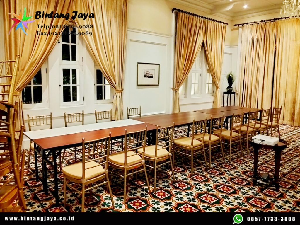 Rental Tiffany Chairs, Meja IBM HPL Jakarta 087885377555 untuk Wedding dan Corporate Event